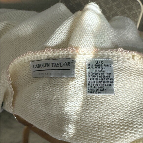 Carolyn Taylor Cardigan Sweater Ivory Embroidered Floral Button Up Vintage Small - Picture 4 of 4